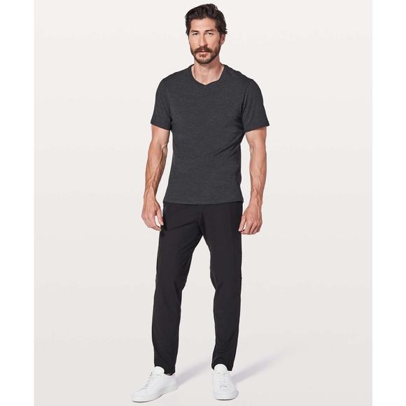 Lululemon Men’s 38 x 28.75 Commission Pant Slim Warpstreme Black M5522S